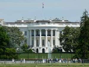 Washington threatens Iran to return to the Stone Age; Tehran tells americans it will humiliate them and make them surrender